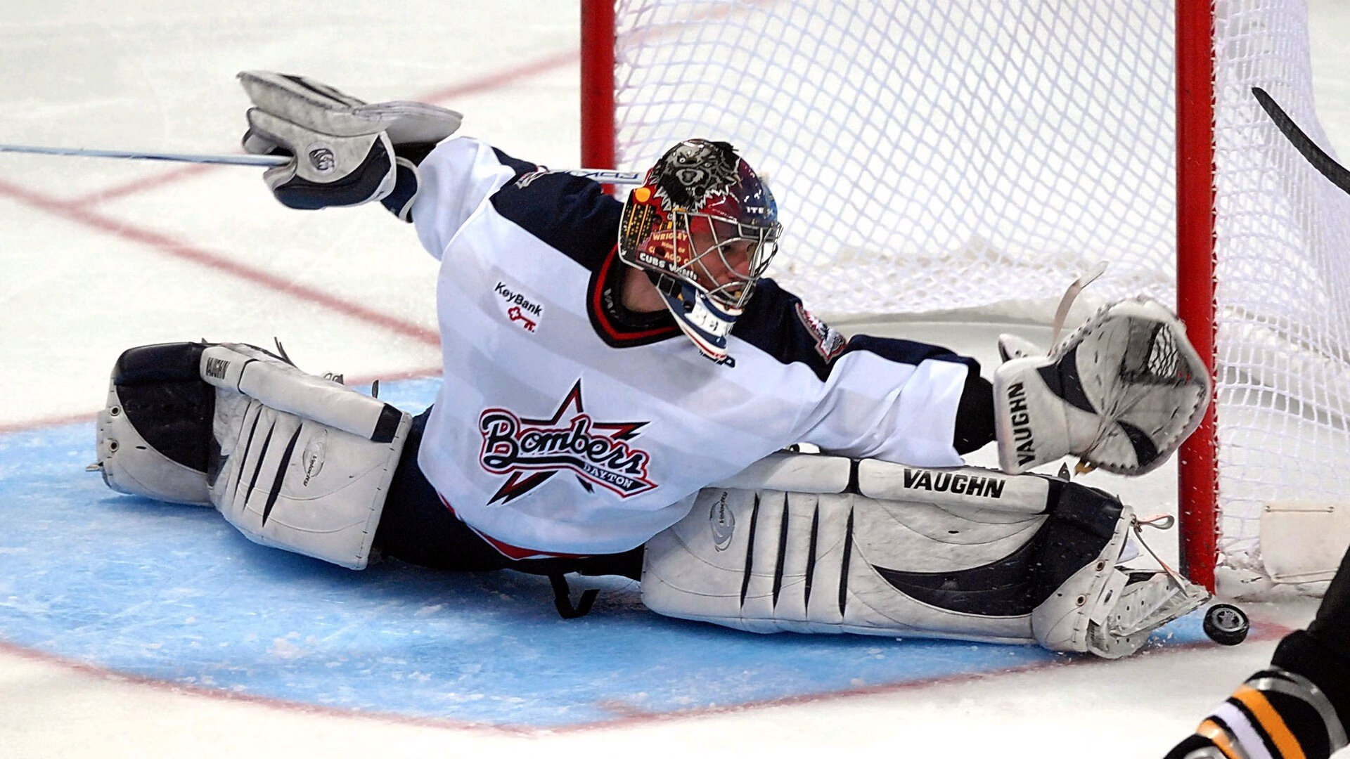 kaiyun官方网站-史上最“燃”关键三分：那一球载入史册！